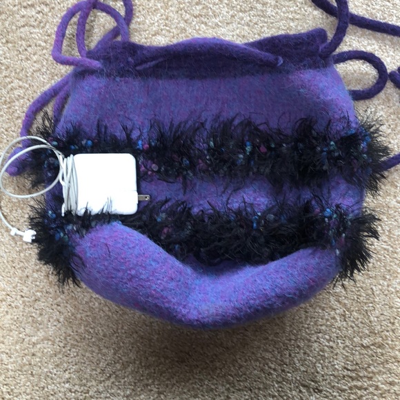 Beautiful Hand felted large purse - Picture 2 of 4